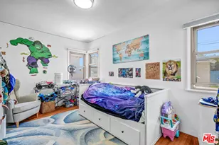 1044 Chelsea Ave, Santa Monica, CA 90403 - Photo 11