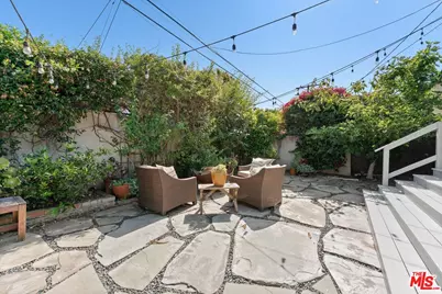 6504 W 87th St, Los Angeles, CA 90045 - Photo 35