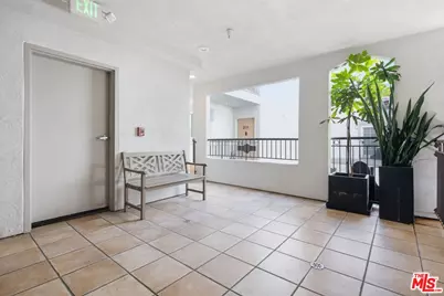 11908 Darlington Ave #203, Los Angeles, CA 90049 - Photo 29
