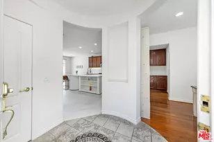 25684 Via Ventana, Valencia, CA 91381 - Photo 21