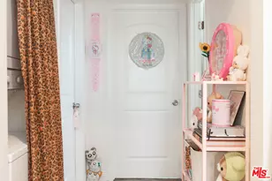4504 Maplewood Ave, Los Angeles, CA 90004 - Photo 31