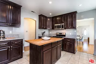 4504 Maplewood Ave, Los Angeles, CA 90004 - Photo 9
