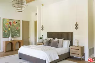 605 N Elm Dr, Beverly Hills, CA 90210 - Photo 27