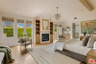 605 N Elm Dr, Beverly Hills, CA 90210 - Photo 29