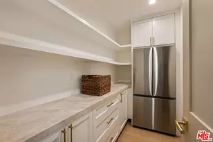 605 N Elm Dr, Beverly Hills, CA 90210 - Photo 21
