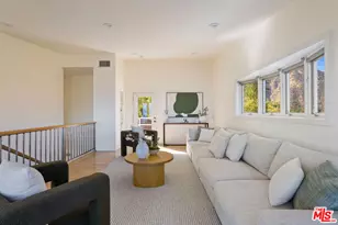 21733 Castlewood Dr, Malibu, CA 90265 - Photo 17