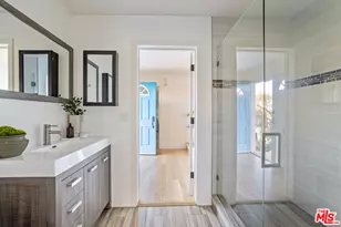 21733 Castlewood Dr, Malibu, CA 90265 - Photo 25