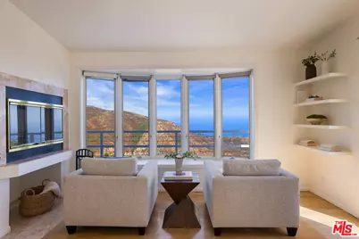 21733 Castlewood Dr, Malibu, CA 90265 - Photo 13