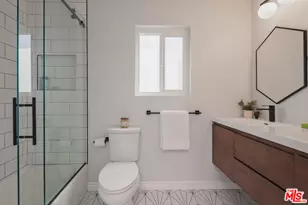 1096 Oban Dr, Los Angeles, CA 90065 - Photo 17