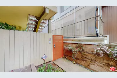 1123 10th St #E, Santa Monica, CA 90403 - Photo 27