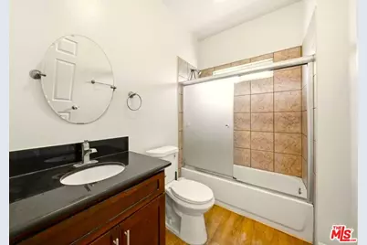 2025 3rd Ave, Los Angeles, CA 90018 - Photo 23