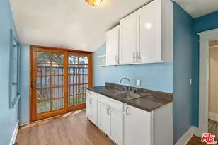 4812 Arlington Ave, Los Angeles, CA 90043 - Photo 29