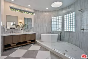 719 Nowita Pl, Venice, CA 90291 - Photo 31
