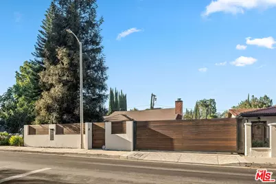 22227 Avenue San Luis, Woodland Hills, CA 91364 - Photo 7