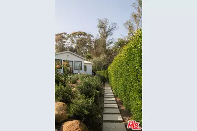 1071 E Mountain Dr, Santa Barbara, CA 93108 - Photo 43