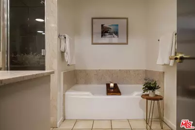 531 N Rossmore Ave #204, Los Angeles, CA 90004 - Photo 21
