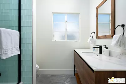 353 W Via Sol, Palm Springs, CA 92262 - Photo 37