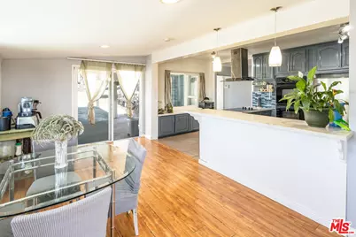 1706 W 124th St, Los Angeles, CA 90047 - Photo 11