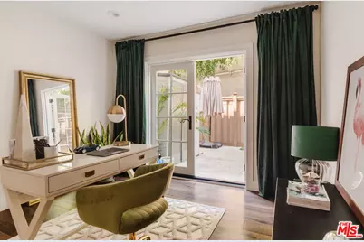 1010 Palm Ave #106, West Hollywood, CA 90069 - Photo 35