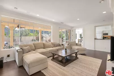 2430 Ranchgrove Dr, Westlake Village, CA 91361 - Photo 15