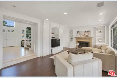 2430 Ranchgrove Dr, Westlake Village, CA 91361 - Photo 11
