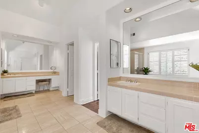 2430 Ranchgrove Dr, Westlake Village, CA 91361 - Photo 39