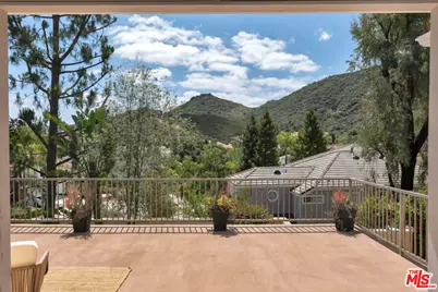 2430 Ranchgrove Dr, Westlake Village, CA 91361 - Photo 35