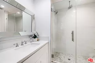 441 N Oakhurst Dr, Beverly Hills, CA 90210 - Photo 13