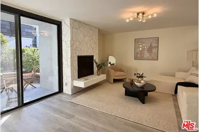 8105 Redlands St #107, Playa del Rey, CA 90293 - Photo 3