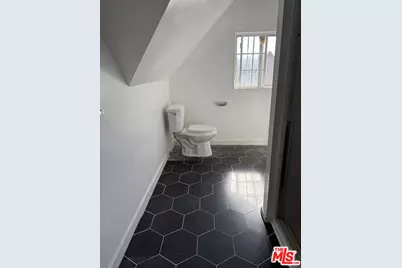 1454 W 28th St, Los Angeles, CA 90007 - Photo 23