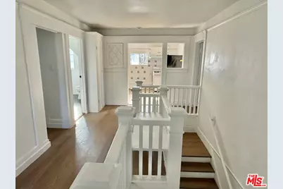 1454 W 28th St, Los Angeles, CA 90007 - Photo 17