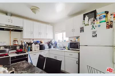 619 E 87th St, Los Angeles, CA 90002 - Photo 13