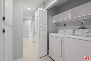 441 N Oakhurst Dr, Beverly Hills, CA 90210 - Photo 23