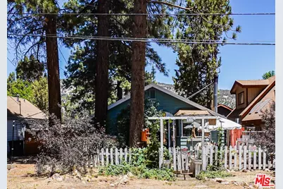 813 E Mountain View Blvd, Big Bear City, CA 92314 - Photo 1