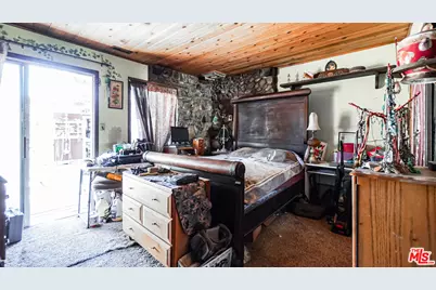 813 E Mountain View Blvd, Big Bear City, CA 92314 - Photo 15