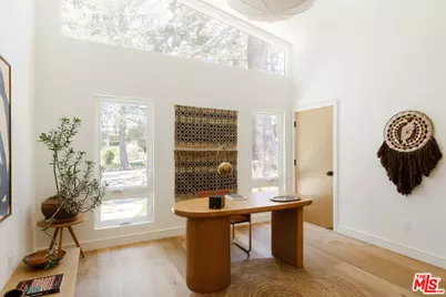 2542 Santa Rosa Ave, Altadena, CA 91001 - Photo 15
