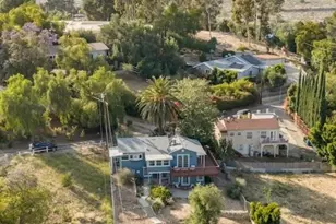 9866 McBroom St, Sunland, CA 91040 - Photo 3