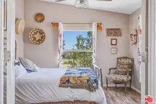 55616 Pipes Canyon Rd, Yucca Valley, CA 92284 - Photo 15