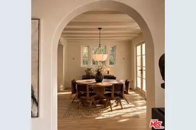 1168 N Doheny Dr, Los Angeles, CA 90069 - Photo 15