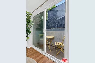 1228 18th St #D, Santa Monica, CA 90404 - Photo 13