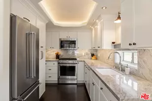 11690 Montana Ave, Los Angeles, CA 90049 - Photo 9