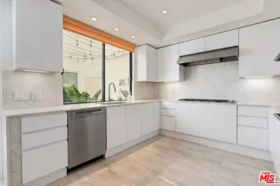 2172 Century Hl, Los Angeles, CA 90067 - Photo 21