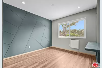1021 Camino Real, Redondo Beach, CA 90277 - Photo 15