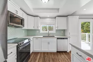 1021 Camino Real, Redondo Beach, CA 90277 - Photo 13