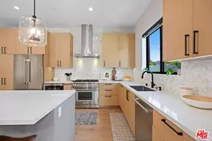 12341 Addison St, Valley Village, CA 91607 - Photo 25