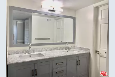 12412 Texas Ave #302, Los Angeles, CA 90025 - Photo 13