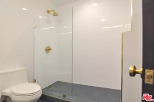 315 E 8th St, Los Angeles, CA 90014 - Photo 15