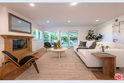 17158 Clemons Dr, Encino, CA 91436 - Photo 13