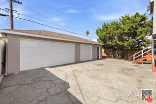 1321 Orange Grove Ave, Glendale, CA 91205 - Photo 29