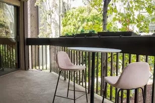 950 N Kings Rd, West Hollywood, CA 90069 - Photo 3